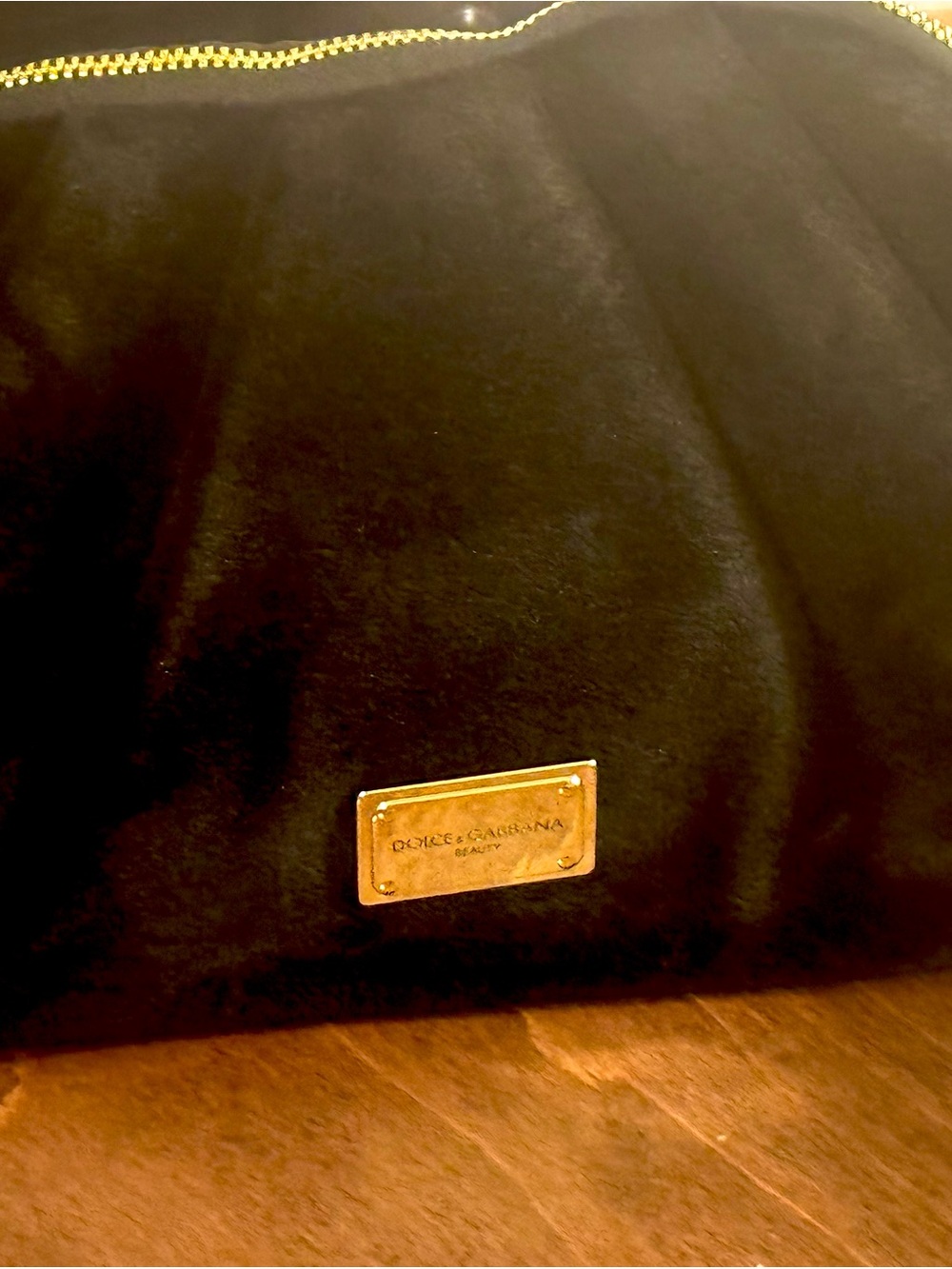 Dolce & Gabbana Black Velvet Cosmetic Clutch with Rare Gold Plaque - Picture 12 of 15